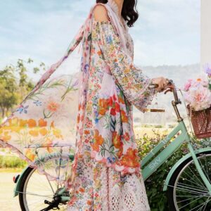 Maria B lawn front with heavy embroidery2