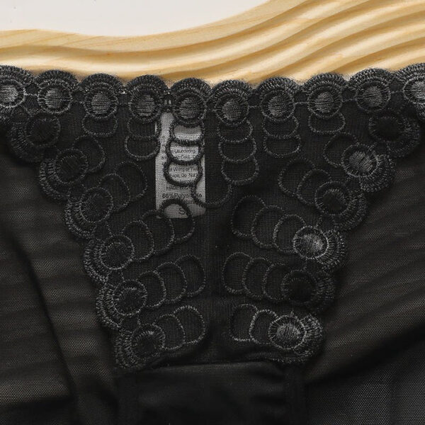 Embroidered butterfly with underwire - Image 17